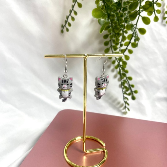 ❤️ FREE Cat Kitten Animal Drop Trendy Girly Paw Modern Art Pop Artsy Earrings - Picture 4 of 5